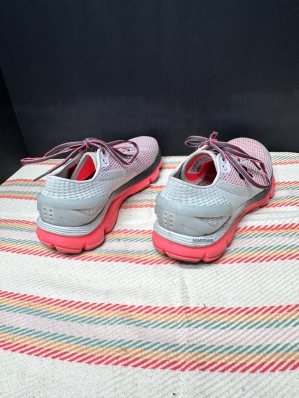 Under Armour Gemini 2 Woman's Size 8 - Picture 4 of 12